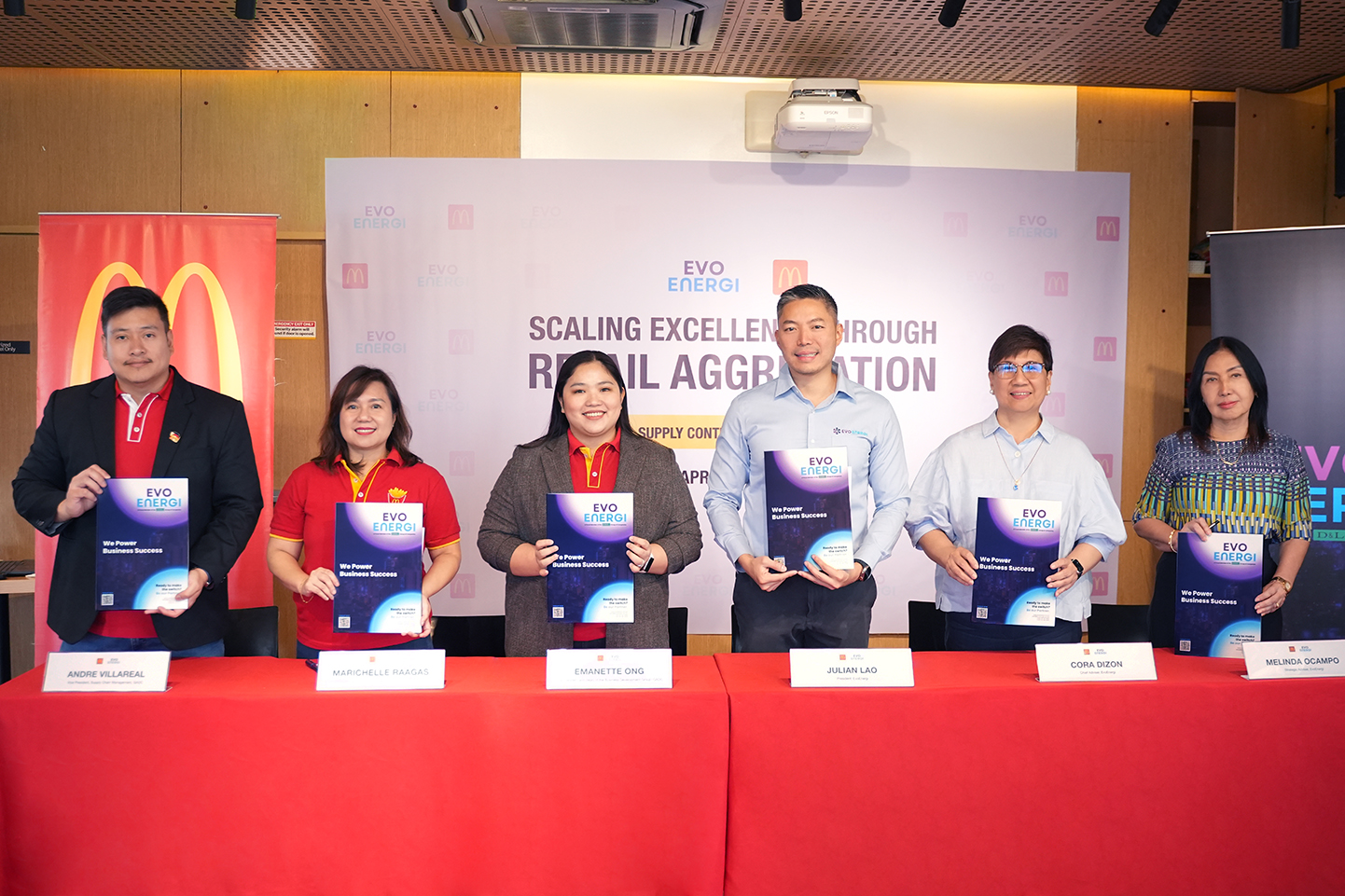 EvoEnergi & Golden Arches Development Corporation Scaling Up Excellence through the Retail Aggregation Program. Seen on the photo (from L-R) are GADC’s Vice President for Supply Chain Management Andre Villareal, Vice President for Store Network Expansion Marichelle M. Raagas, and Vice President and Head of the Business Development Group, Emanette C. Ong; EvoEnergi’s President Julian Lao, Chief Adviser Cora Dizon and Strategic Adviser Melinda Ocampo.